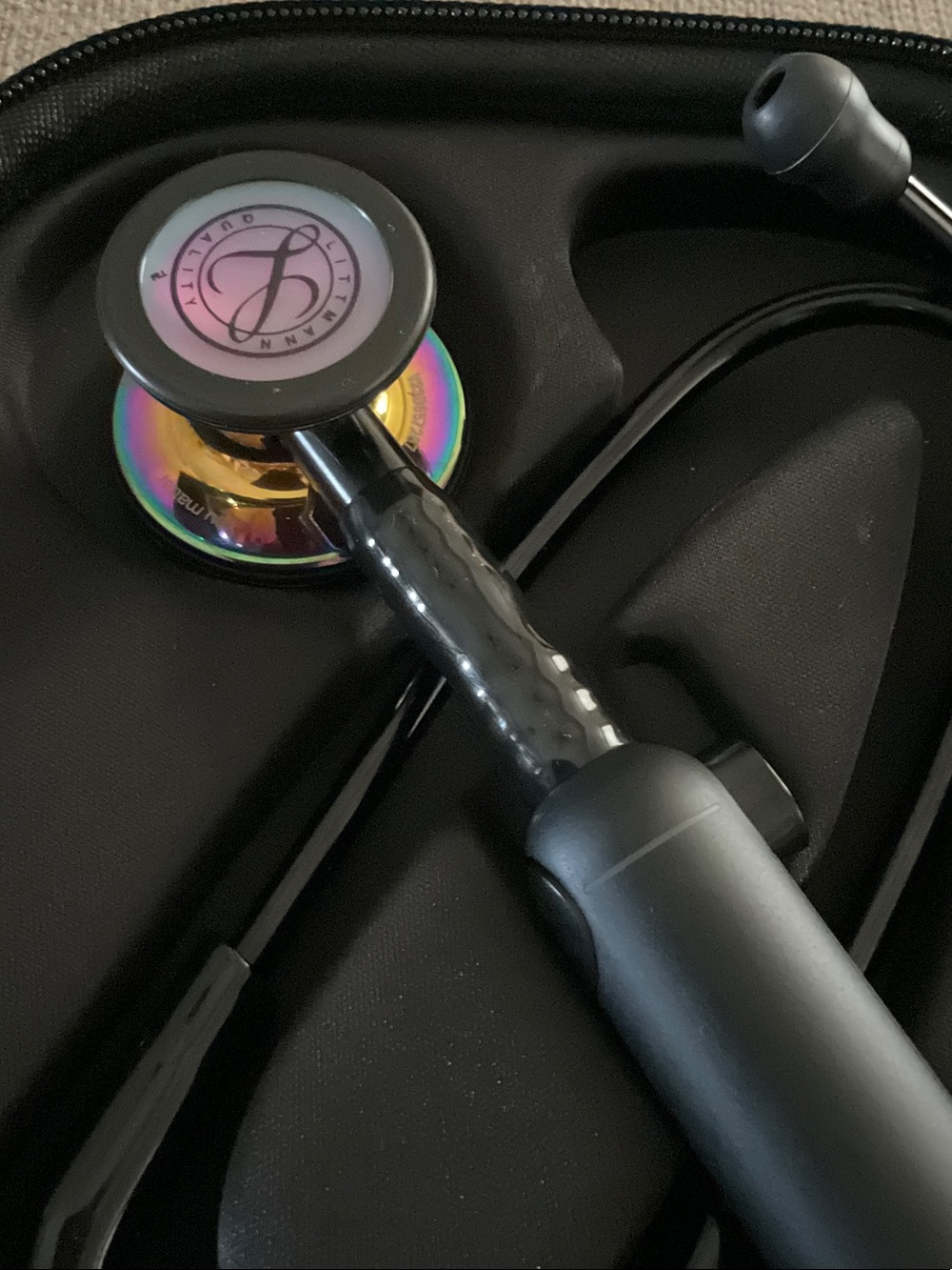 Littmann CORE Digital Stethoscope in Black with Rainbow Chestpiece - Picture 3 of 3
